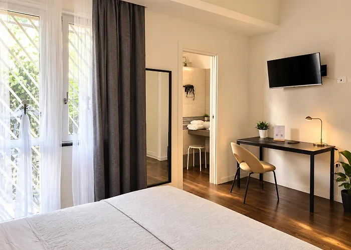 Πανσιόν Garden By Casa Proto 4*